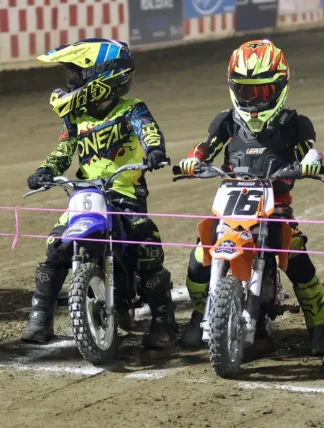 Fast Fridays - Season Pass Rider Pee-Wee